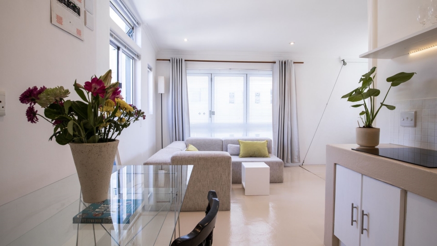 1 Bedroom Property for Sale in Sea Point Western Cape